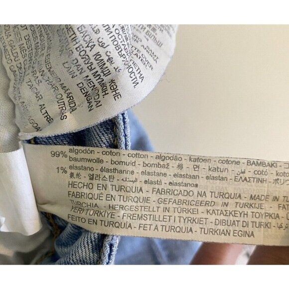 Zara Jeans Slim Olivia Straight Leg Raw Hem Distressed Light Wash Size 4 - Picture 8 of 10